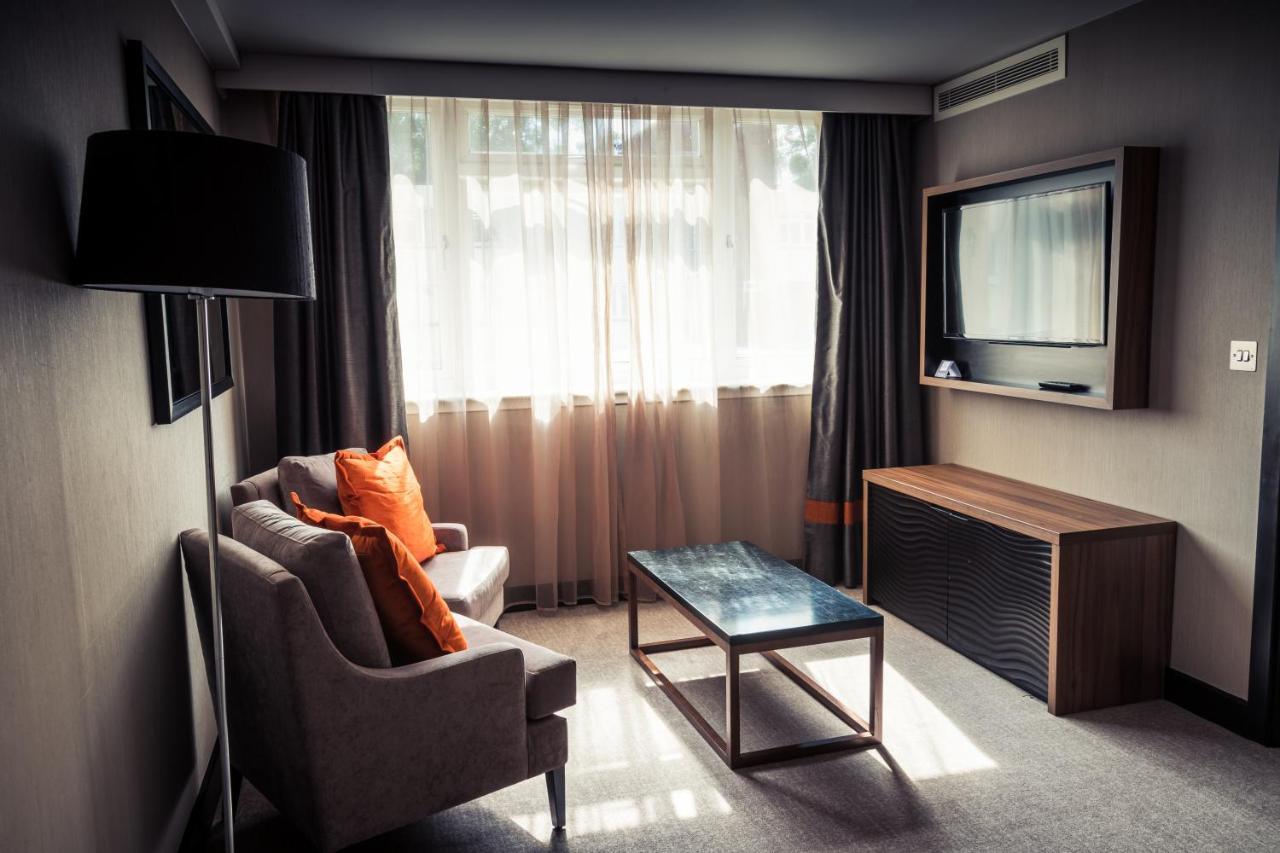 Crowne Plaza Gerrards Cross By Ihg Hotel Beaconsfield Ngoại thất bức ảnh