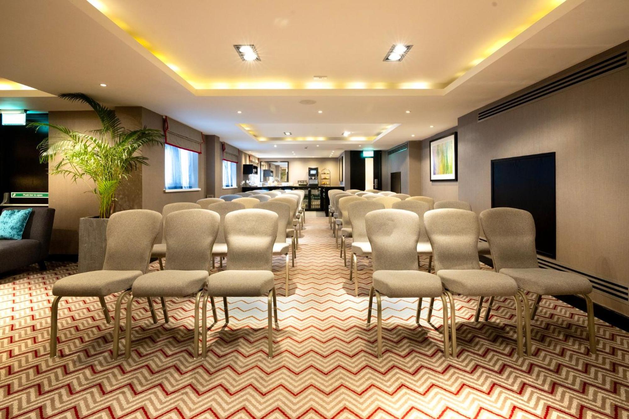 Crowne Plaza Gerrards Cross By Ihg Hotel Beaconsfield Ngoại thất bức ảnh