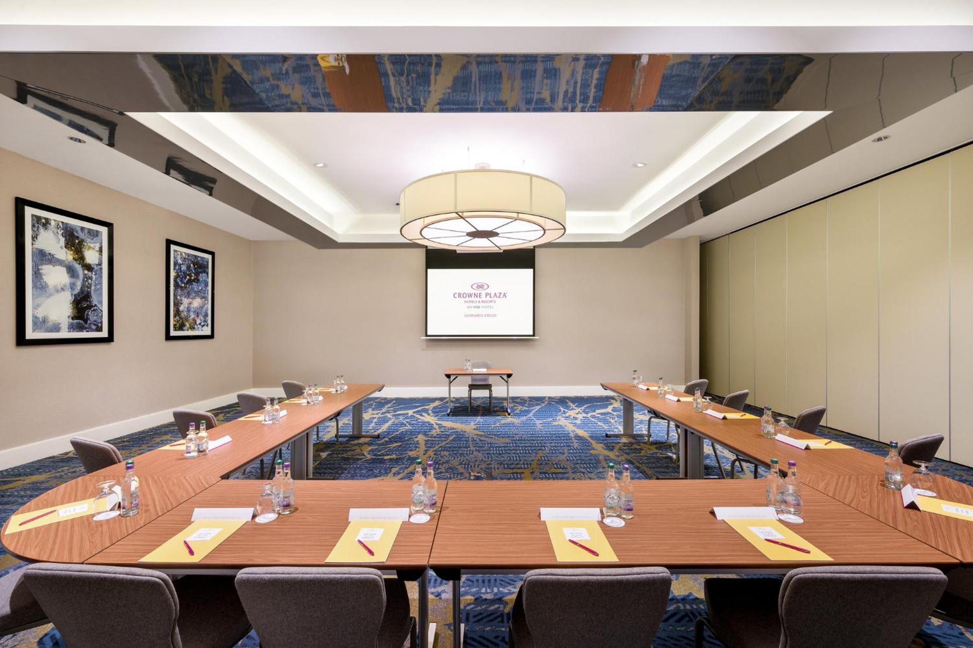 Crowne Plaza Gerrards Cross By Ihg Hotel Beaconsfield Ngoại thất bức ảnh