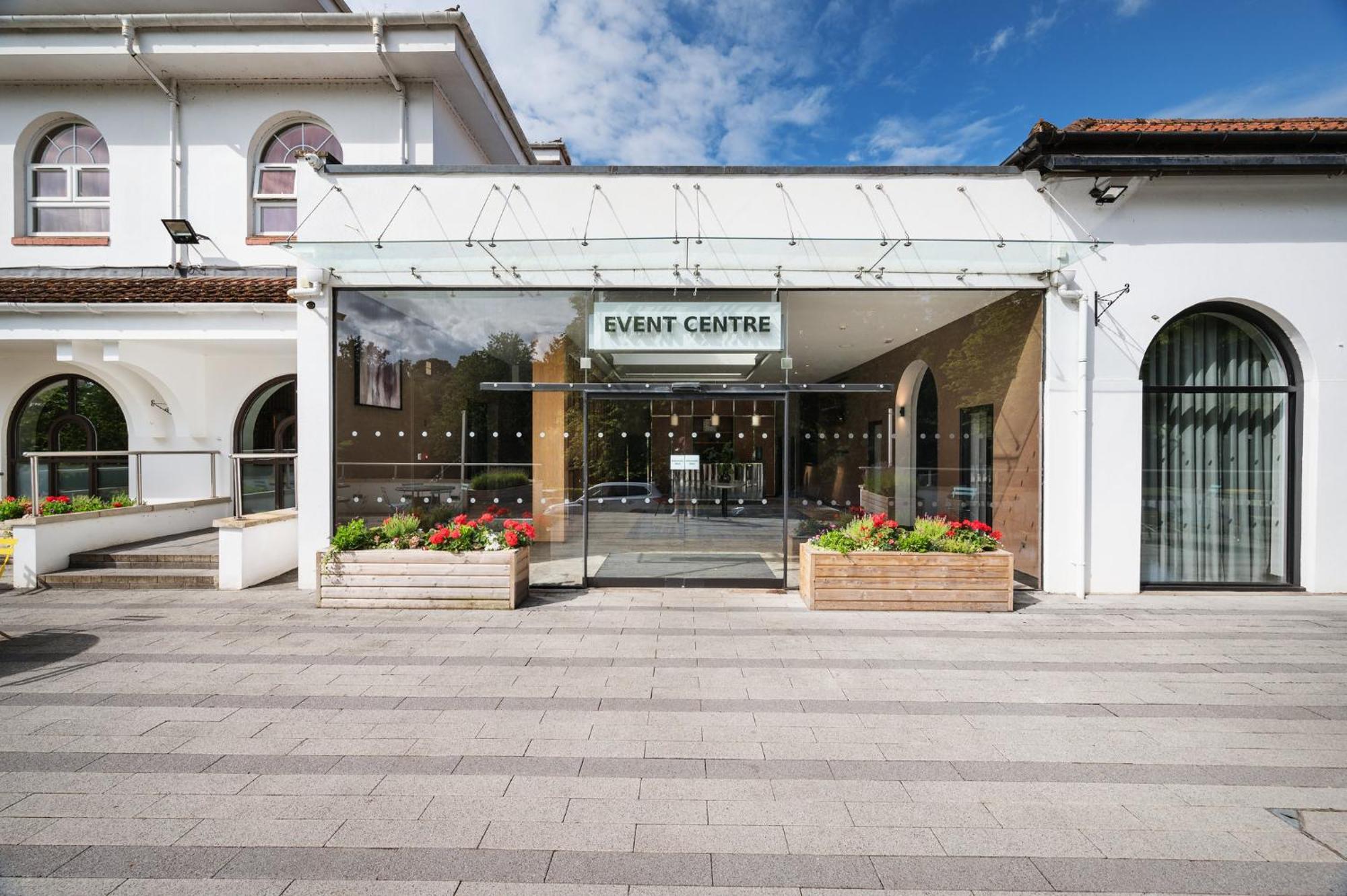 Crowne Plaza Gerrards Cross By Ihg Hotel Beaconsfield Ngoại thất bức ảnh